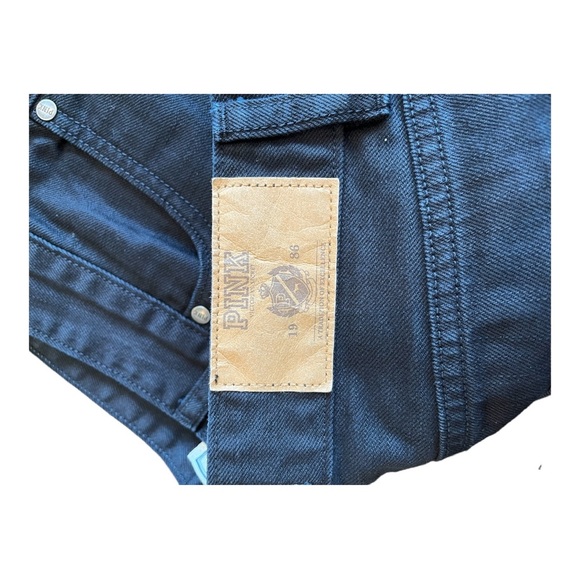 PINK Victoria’s Secret- Denim frayed cutoff shorts. Size 2, Preowned in … - Picture 4 of 5